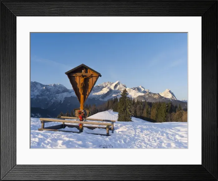 Framed Print : Wetterstein Mountain range in winter. Sunrise over the peak of Alpspitze, the landmark Framed Print : Wetterstein Mountain range in winter. Sunrise over the peak of Alpspitze, the landmark