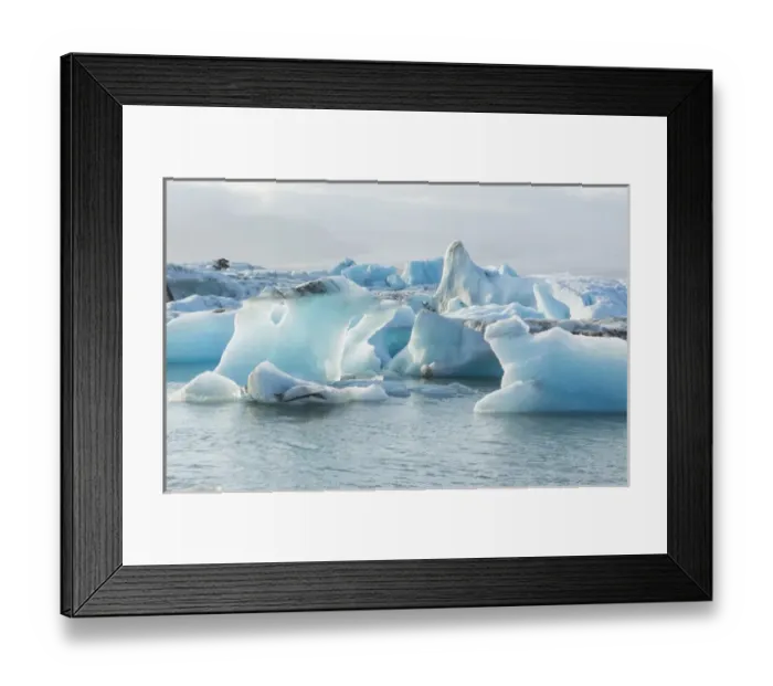 Framed Print : Iceland Jokulsarlon glaciers and icebergs on lake lagoon on edge of Vatnajokull National Framed Print : Iceland Jokulsarlon glaciers and icebergs on lake lagoon on edge of Vatnajokull National