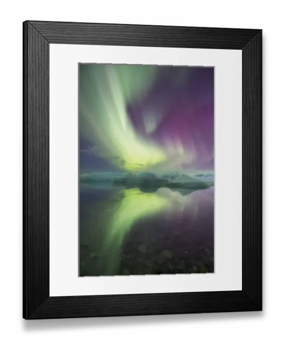 Framed Print : Iceland, Jokulsarlon. Aurora lights reflect in lagoon