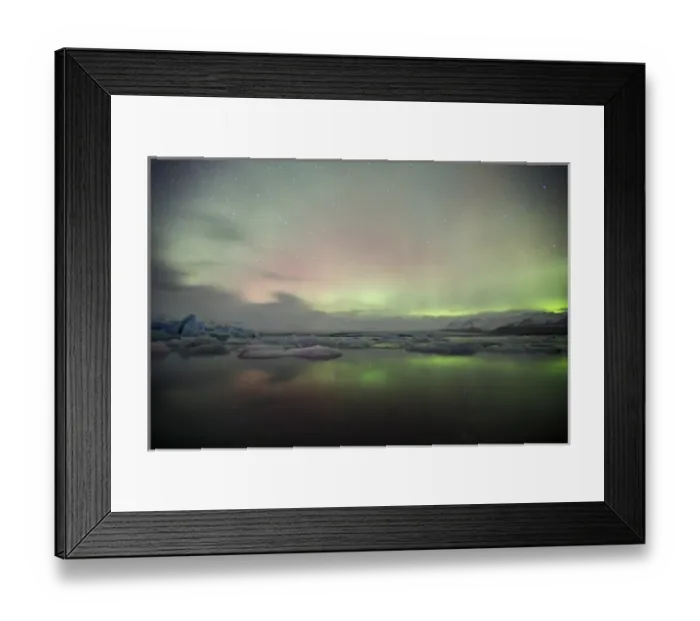 Framed Print : Iceland, Jokulsarlon. Aurora lights reflect in lagoon