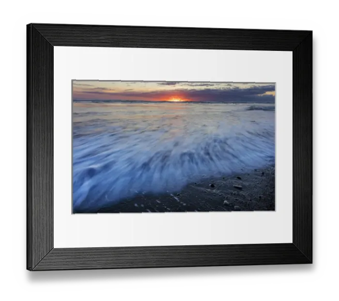 Framed Print : Sunrise over the North Atlantic Ocean at Jokulsarlon, Iceland Framed Print : Sunrise over the North Atlantic Ocean at Jokulsarlon, Iceland
