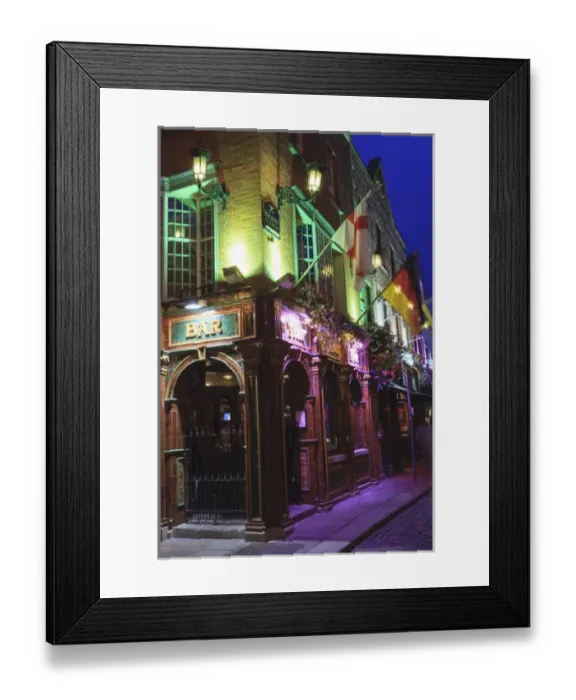Framed Print : Dublin. Capital of Ireland. Temple Bar area Framed Print : Dublin. Capital of Ireland. Temple Bar area