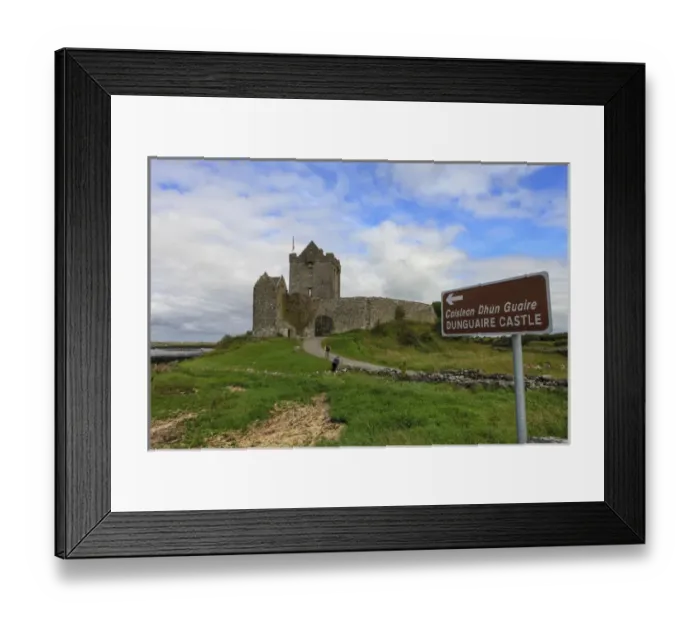 Framed Print : Dunguaire Castle. 16th-century Tower house. Galway Bay. County Galway. Ireland Framed Print : Dunguaire Castle. 16th-century Tower house. Galway Bay. County Galway. Ireland