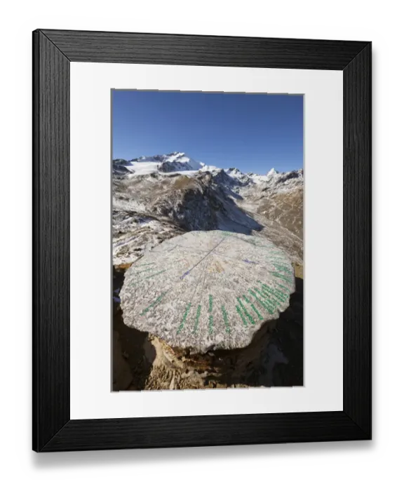 Framed Print : The upper valley martelltal (Butzental) with the Mts Zufallspitzen and Koenigsspitze Framed Print : The upper valley martelltal (Butzental) with the Mts Zufallspitzen and Koenigsspitze