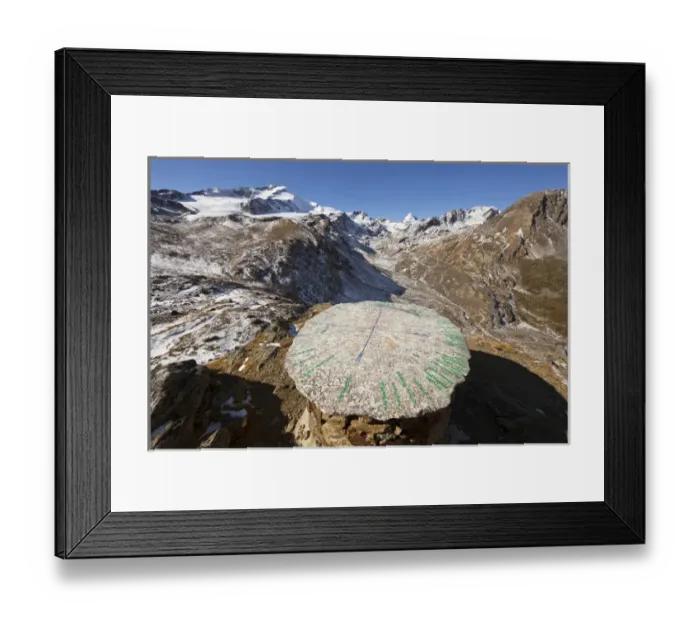 Framed Print : The upper valley martelltal (Butzental) with the Mts Zufallspitzen and Koenigsspitze Framed Print : The upper valley martelltal (Butzental) with the Mts Zufallspitzen and Koenigsspitze