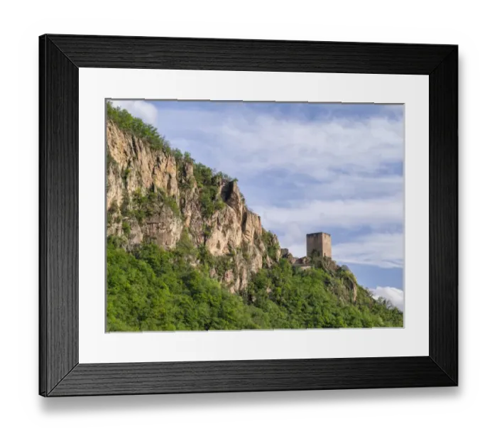Framed Print : Neuhaus Castle or Maultasch Castle, near Terlan in the Etsch valley