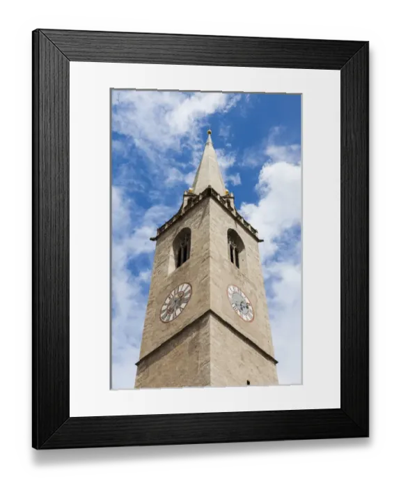 Framed Print : The village Kaltern (Caldaro sulla Strada del Vino) in South Tyrol. Parish church Mariae Himmelfart