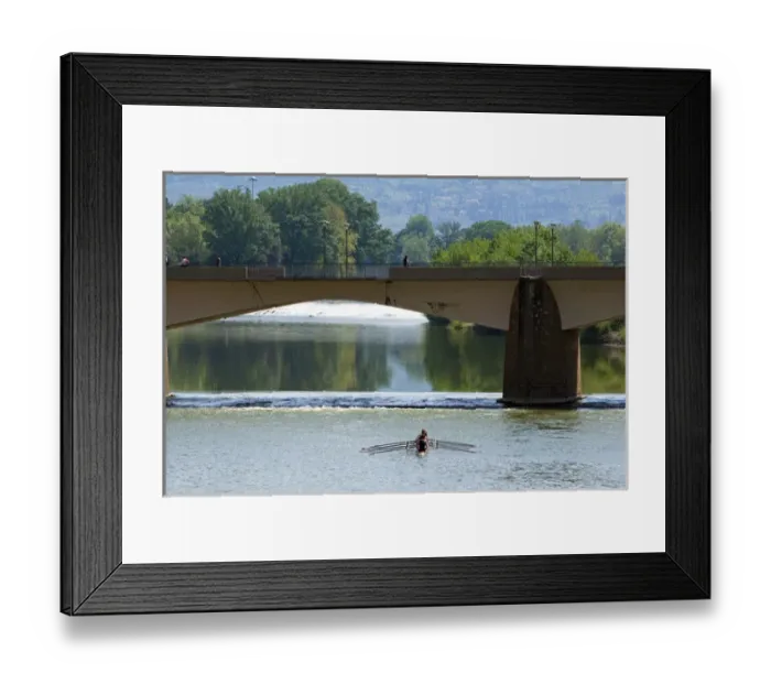 Framed Print : Ponte Amerigo Vespucci, Arno river, Florence (Firenze), UNESCO World Heritage Site Framed Print : Ponte Amerigo Vespucci, Arno river, Florence (Firenze), UNESCO World Heritage Site