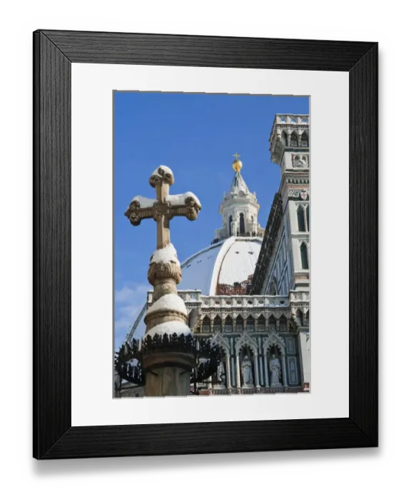 Framed Print : The Duomo (Cathedral) with snow during winter time, Firenze, Tuscany, Italy, UNESCO