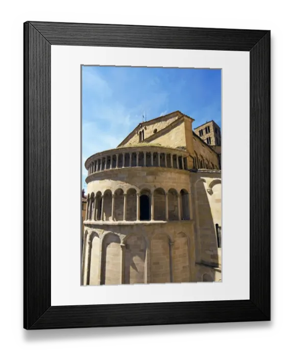 Framed Print : Apse of Pieve of Santa Maria, Piazza Vasari, Arezzo, Tuscany, Italy Framed Print : Apse of Pieve of Santa Maria, Piazza Vasari, Arezzo, Tuscany, Italy