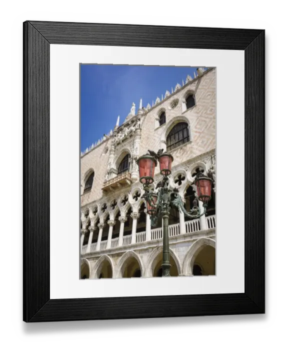 Framed Print : The Doges Palace (Palazzo Ducale) and street lamp, Venice, Veneto, Italy Framed Print : The Doges Palace (Palazzo Ducale) and street lamp, Venice, Veneto, Italy