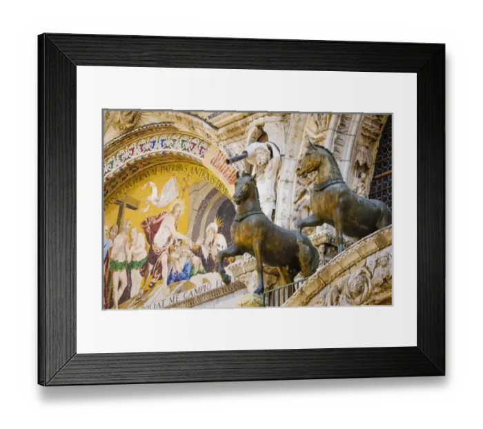 Framed Print : Bronze horses and mosaic above the entrance to Basilica San Marco (Saint Marks Cathedral)