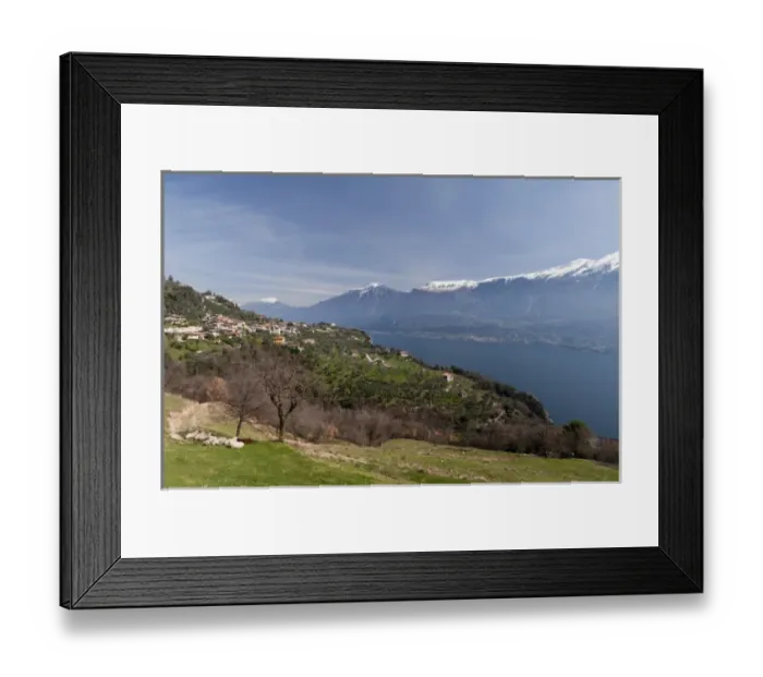 Framed Print : Near Tremosine, Lago di Garda, Lombardia, Italy Framed Print : Near Tremosine, Lago di Garda, Lombardia, Italy