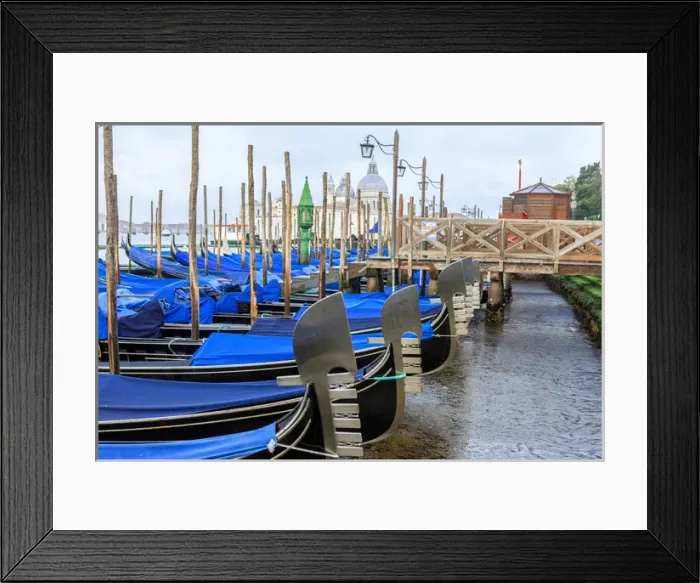 Framed Print : Gondola lineup. Venice. Italy