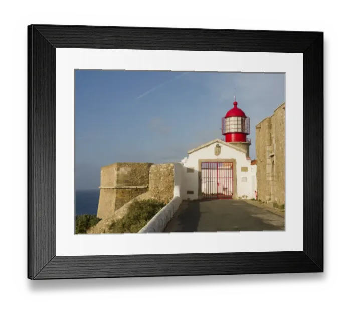 Framed Print : Cabo de Sao Vincente (Cape St. Vincent) with its lighthouse at the rocky coast of Framed Print : Cabo de Sao Vincente (Cape St. Vincent) with its lighthouse at the rocky coast of