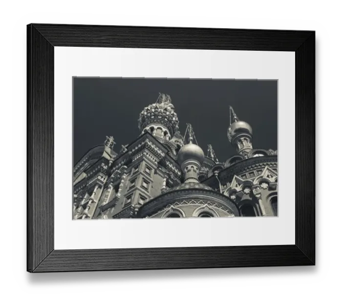 Framed Print : Russia, Saint Petersburg, Center, Church of the Saviour of Spilled Blood on Griboedov Canal Framed Print : Russia, Saint Petersburg, Center, Church of the Saviour of Spilled Blood on Griboedov Canal