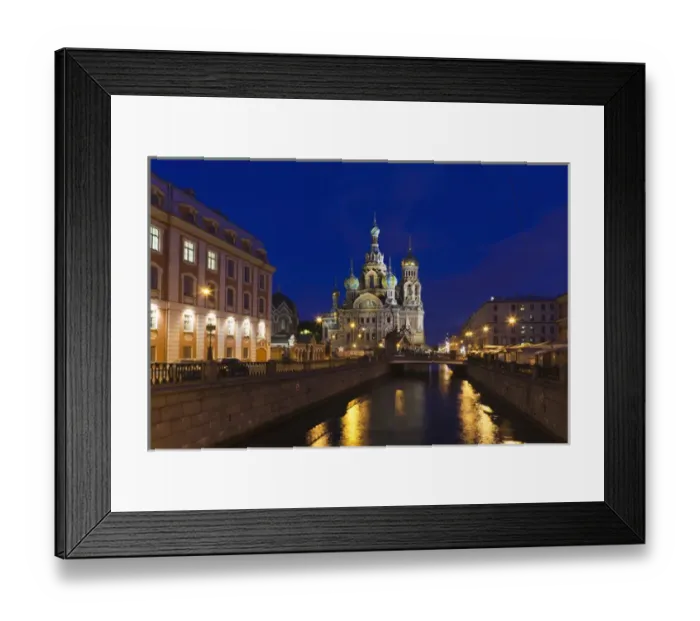 Framed Print : Russia, Saint Petersburg, Center, Church of the Saviour of Spilled Blood on Griboedov Canal Framed Print : Russia, Saint Petersburg, Center, Church of the Saviour of Spilled Blood on Griboedov Canal