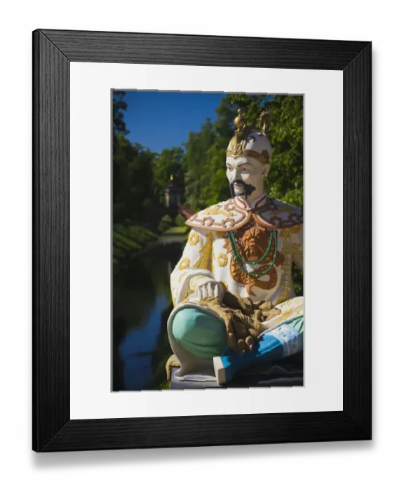 Framed Print : Russia, Saint Petersburg, Pushkin-Tsarskoye Selo, statues by the Chinese Pavillion