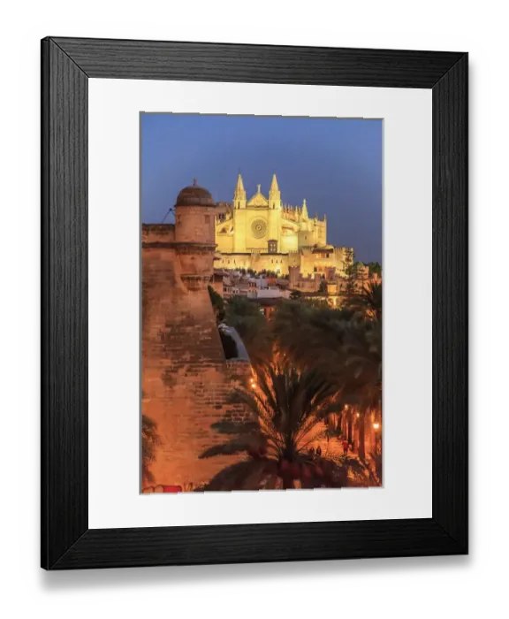 Framed Print : Europe, Spain, Balearic Islands, Mallorca, Palma de Mallorca. La Seu, Mallorca Cathedral Framed Print : Europe, Spain, Balearic Islands, Mallorca, Palma de Mallorca. La Seu, Mallorca Cathedral