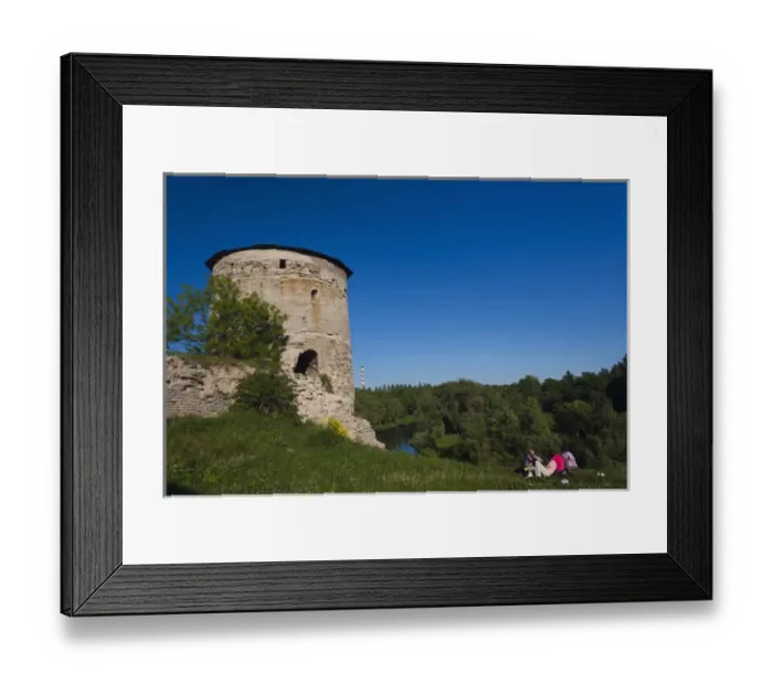 Framed Print : Russia, Pskovskaya Oblast, Pskov, Gremyachaya Tower on the Pskova River