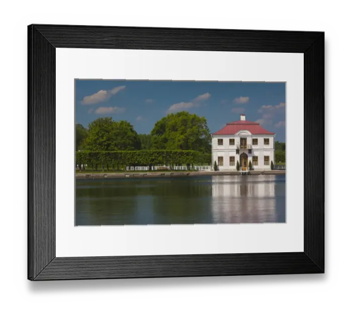 Framed Print : Russia, Saint Petersburg, Peterhof, Marlinsky Pond and Marly Palace Framed Print : Russia, Saint Petersburg, Peterhof, Marlinsky Pond and Marly Palace