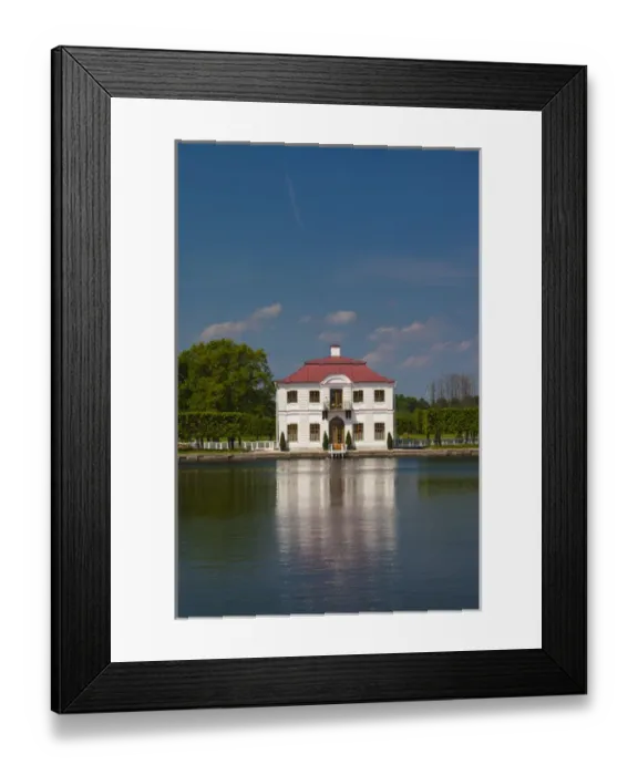 Framed Print : Russia, Saint Petersburg, Peterhof, Marlinsky Pond and Marly Palace