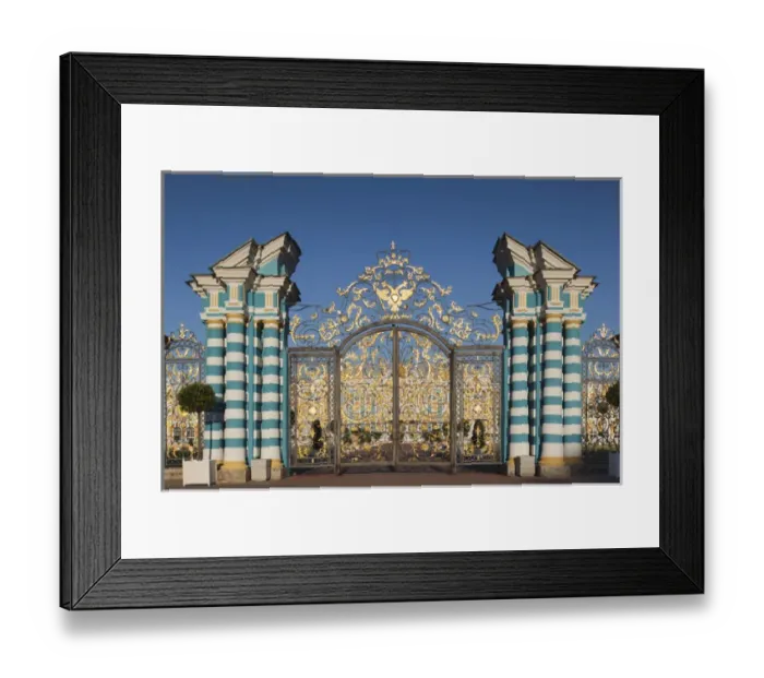 Framed Print : Russia, Saint Petersburg, Pushkin-Tsarskoye Selo, Catherine Palace, palace gate