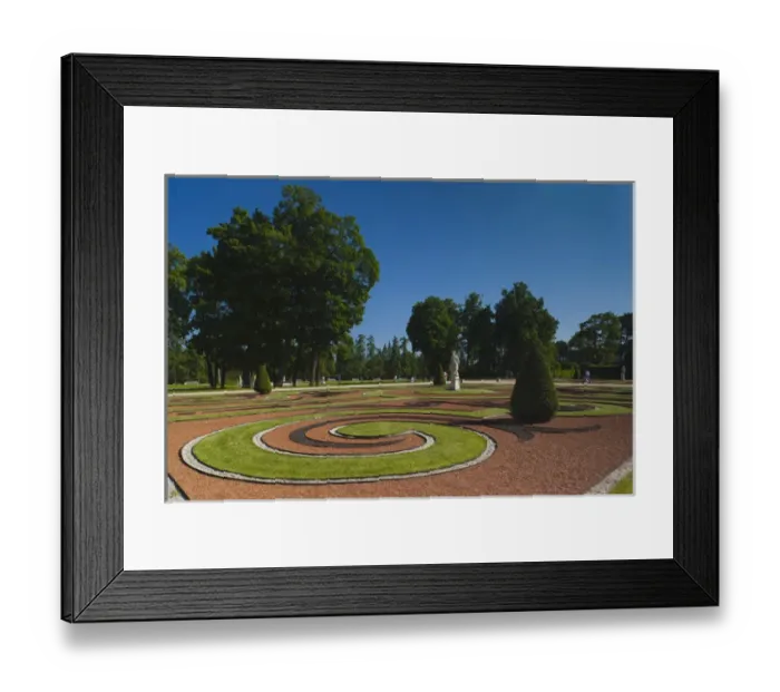 Framed Print : Russia, Saint Petersburg, Pushkin-Tsarskoye Selo, palace grounds by the Catherine Palace Framed Print : Russia, Saint Petersburg, Pushkin-Tsarskoye Selo, palace grounds by the Catherine Palace