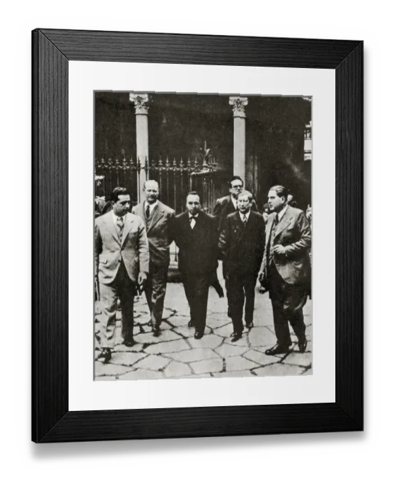 Framed Print : Bosch Gimpera, Pere (Barcelona, 1891-Mexico, 1974). Archaeologist. Bosch Gimpera with M Framed Print : Bosch Gimpera, Pere (Barcelona, 1891-Mexico, 1974). Archaeologist. Bosch Gimpera with M