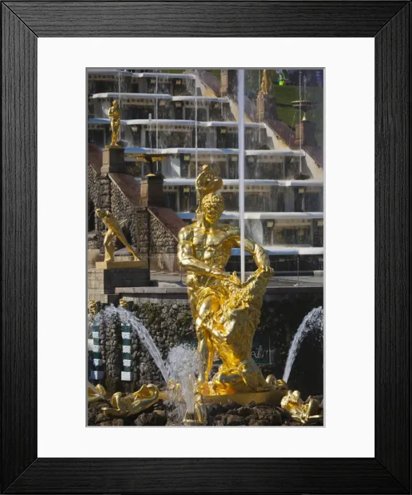 Framed Print : Russia, Saint Petersburg, Peterhof, Grand Cascade fountains