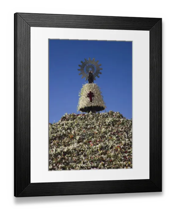 Framed Print : Spain, Aragon Region, Zaragoza Province, Zaragoza, Plaza del Pilar, Fiesta del Pilar Framed Print : Spain, Aragon Region, Zaragoza Province, Zaragoza, Plaza del Pilar, Fiesta del Pilar