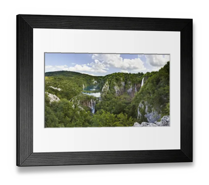 Framed Print : The Plitvice Lakes in the National Park Plitvicka Jezera in Croatia. The lower lakes Framed Print : The Plitvice Lakes in the National Park Plitvicka Jezera in Croatia. The lower lakes