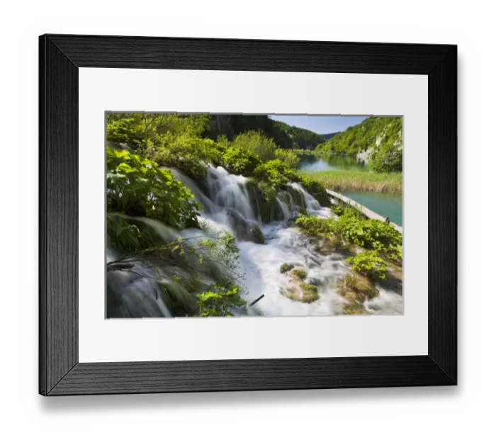 Framed Print : The Plitvice Lakes in the National Park Plitvicka Jezera in Croatia. The lower lakes, Kaluderovac Framed Print : The Plitvice Lakes in the National Park Plitvicka Jezera in Croatia. The lower lakes, Kaluderovac