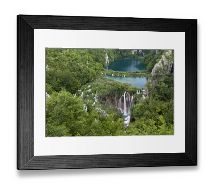 Framed Print : The Plitvice Lakes in the National Park Plitvicka Jezera in Croatia. The lower lakes Framed Print : The Plitvice Lakes in the National Park Plitvicka Jezera in Croatia. The lower lakes