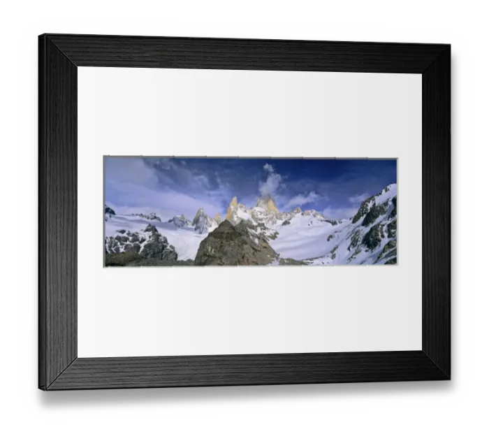 Framed Print : Mount Fitz Roy seen from Laguna de Los Tres during sunrise, Argentina, Los Glaciares NP
