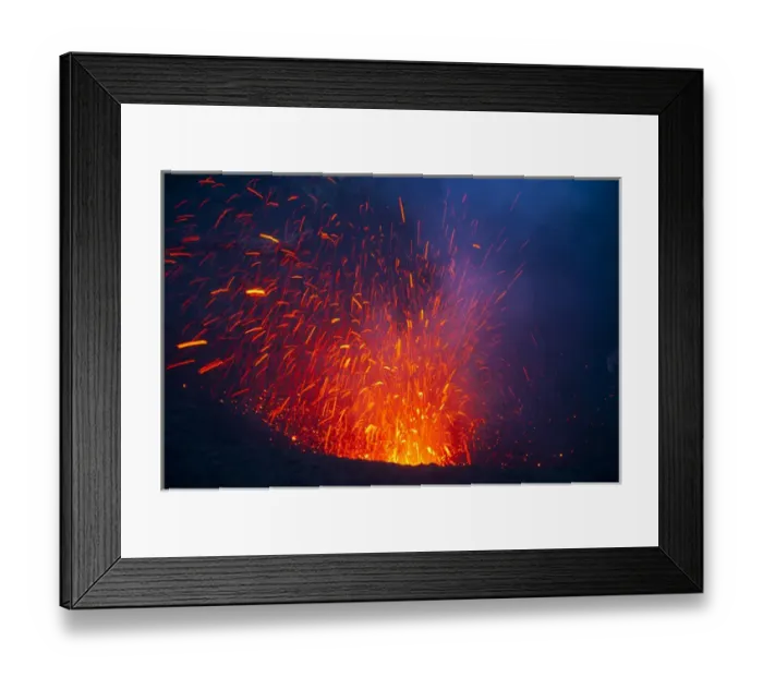 Framed Print : Volcano eruptions at the Volcano Yasur, Island of Tanna, Vanuatu, South Pacific Framed Print : Volcano eruptions at the Volcano Yasur, Island of Tanna, Vanuatu, South Pacific