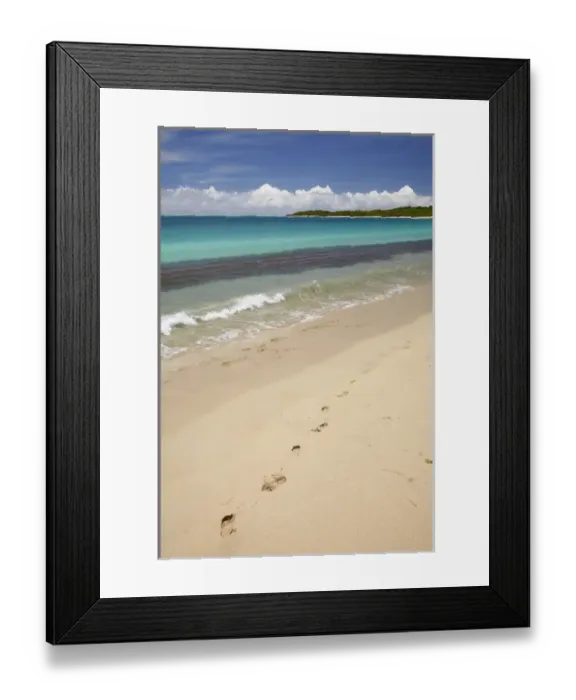 Framed Print : Footprints in sand on Natadola Beach, Coral Coast, Viti Levu, Fiji, South Pacific Framed Print : Footprints in sand on Natadola Beach, Coral Coast, Viti Levu, Fiji, South Pacific