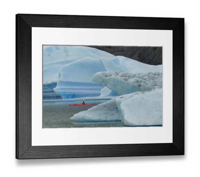 Framed Print : Kayaker exploring Grey Lake amid icebergs, Torres del Paine National Park, Chile Framed Print : Kayaker exploring Grey Lake amid icebergs, Torres del Paine National Park, Chile