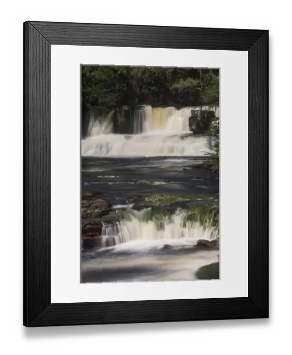 Framed Print : Orinduik Falls, Potaro-Siparuni Region, Brazil Guyana border, GUYANA