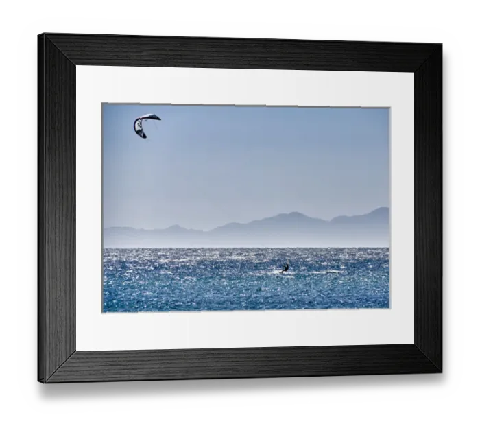 Framed Print : Isla de Espiritu Santo, Baja, Mexico, Kite surfer skims the Sea of Cortez