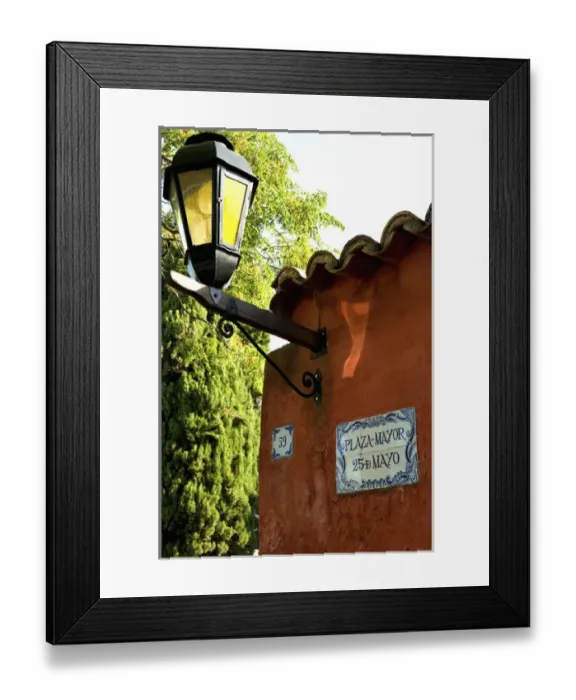 Framed Print : Uruguay. Colonia del Sacramento. Barrio Historico. Casa de Nacarello built in the 18th century Framed Print : Uruguay. Colonia del Sacramento. Barrio Historico. Casa de Nacarello built in the 18th century