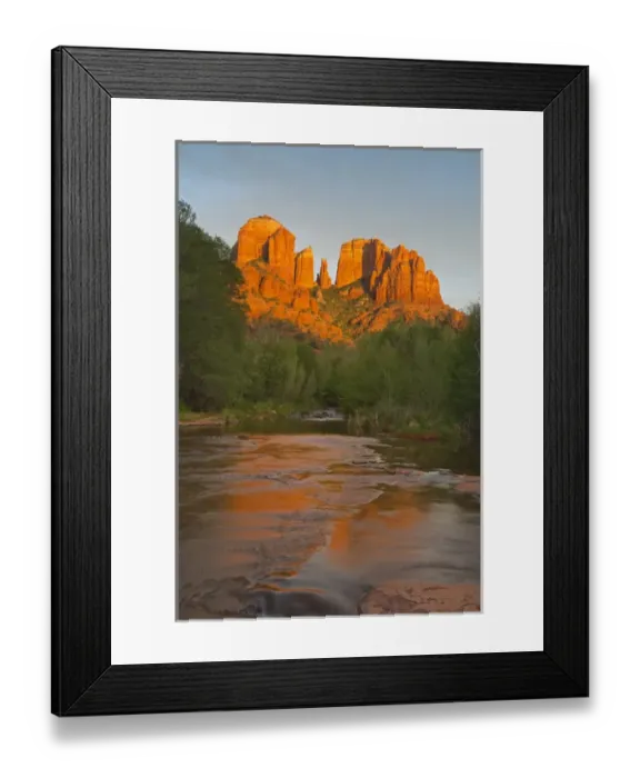 Framed Print : Cathedral Rocks reflect into Oak Creek from Red Rock Crossing in Sedona, Arizona, USA Framed Print : Cathedral Rocks reflect into Oak Creek from Red Rock Crossing in Sedona, Arizona, USA