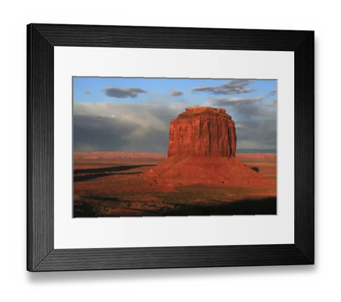 Framed Print : Merrick Butte at Sunset, Monument Valley, Arizona, USA Framed Print : Merrick Butte at Sunset, Monument Valley, Arizona, USA