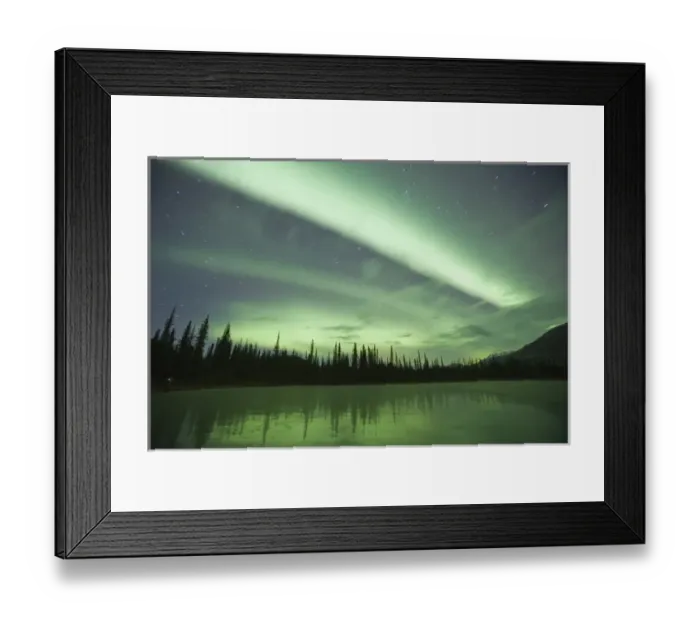 Framed Print : Streamers of bright green aurora borealis fill the north sky over the Brooks Range Framed Print : Streamers of bright green aurora borealis fill the north sky over the Brooks Range
