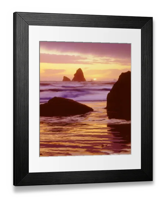 Framed Print : USA; California; Trinadad. ; Sunset over Trinadad Beach on the Pacific Ocean Framed Print : USA; California; Trinadad. ; Sunset over Trinadad Beach on the Pacific Ocean
