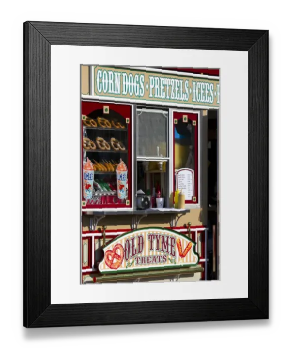 Framed Print : Shop selling snacks on Pier 39 in San Francisco, California, USA Framed Print : Shop selling snacks on Pier 39 in San Francisco, California, USA