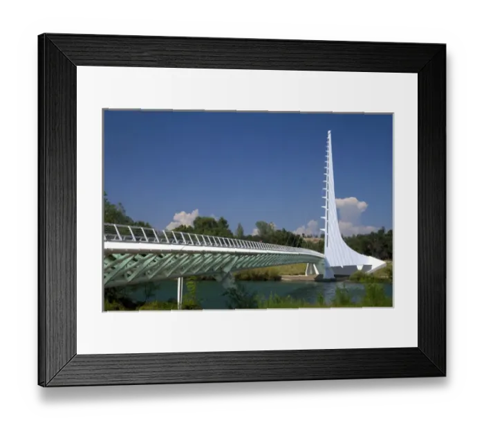 Framed Print : The Sundail Bridge at Turtle Bay spanning the Sacramento River in Redding, California Framed Print : The Sundail Bridge at Turtle Bay spanning the Sacramento River in Redding, California