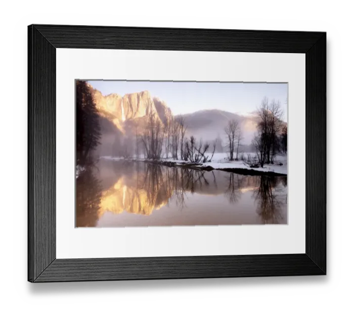 Framed Print : Early morning misty colors in the valley. Yosemite, California, US Framed Print : Early morning misty colors in the valley. Yosemite, California, US