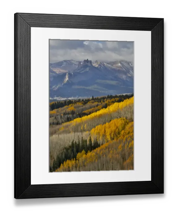 Framed Print : Colorado Rocky Mountains on Ohio Pass and backdrop of the Castle Mountain Autumn Framed Print : Colorado Rocky Mountains on Ohio Pass and backdrop of the Castle Mountain Autumn