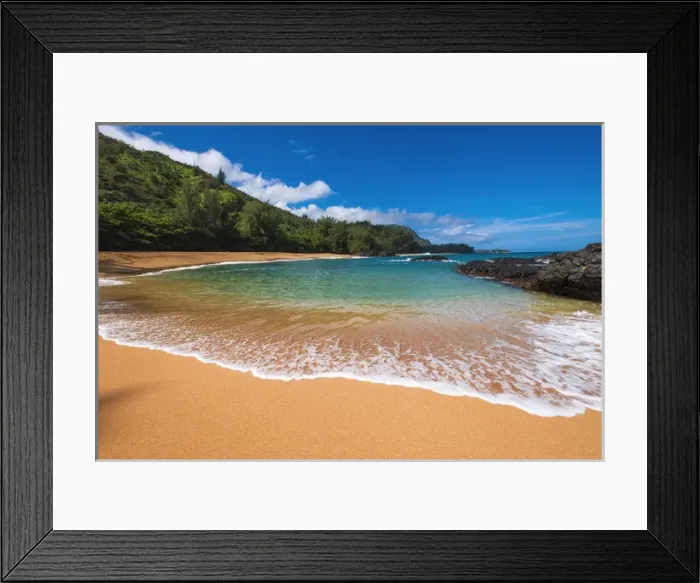 Framed Print : Sand and surf at Lumahai Beach, Island of Kauai, Hawaii Framed Print : Sand and surf at Lumahai Beach, Island of Kauai, Hawaii